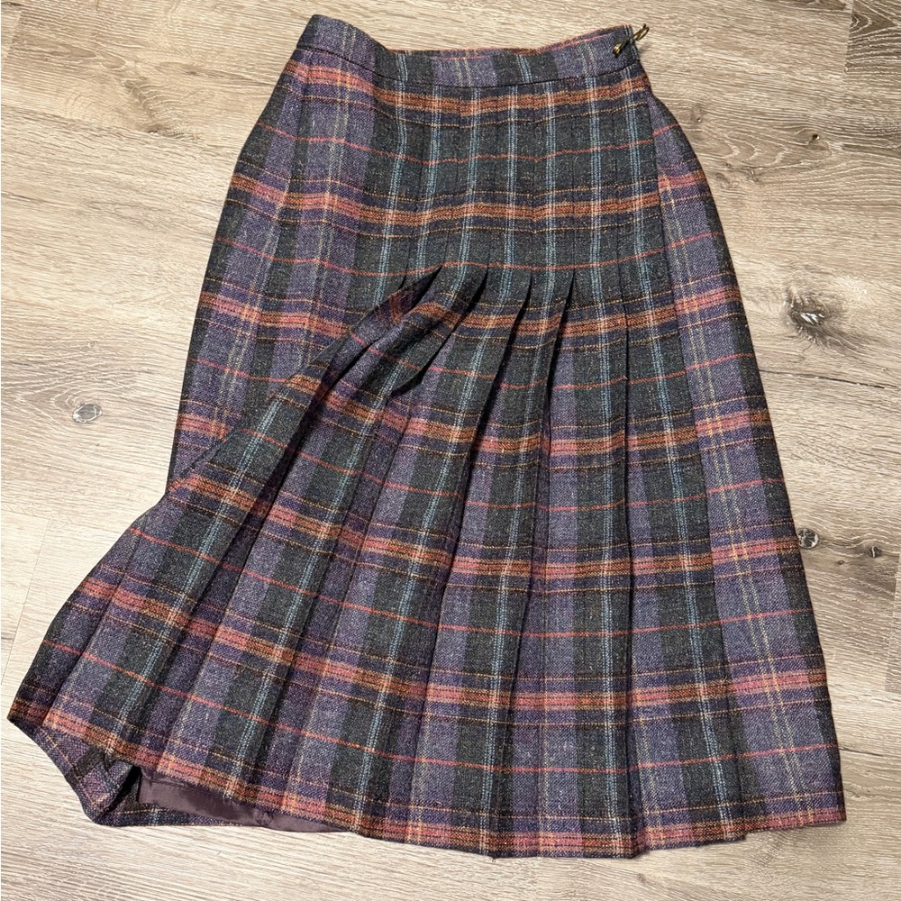 Vintage Breckenridge Quarter-pleated wool skirt - Picture 3 of 7